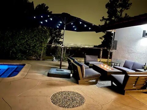 Building Photo - 1907 Maginn Dr