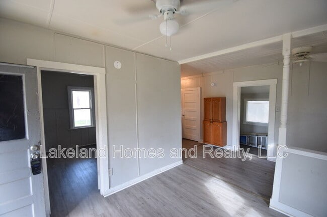 Building Photo - 4056 Orange Ave SE