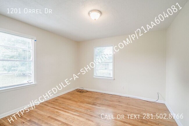 Building Photo - 1201 Orrel Dr