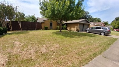 Building Photo - Come and see this well-kept beautiful home today!