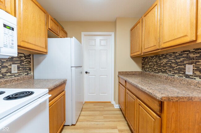 Building Photo - 232 Legends Creek Pl