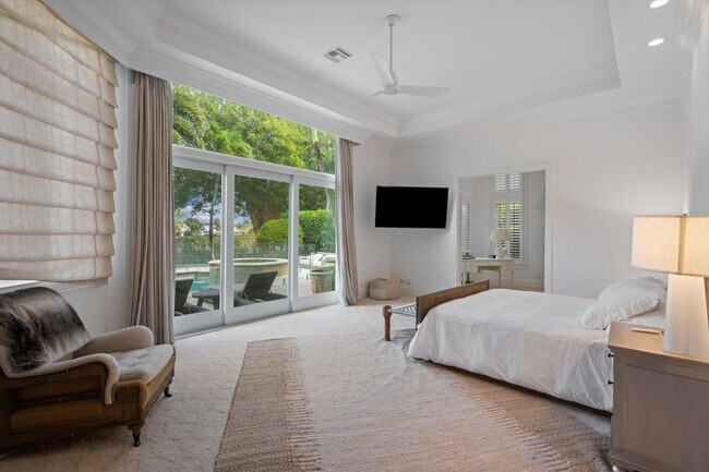 Building Photo - 12820 Mizner Way