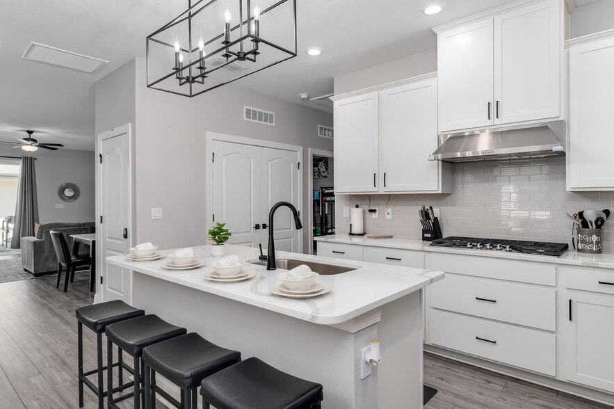 Building Photo - 7825 Somersworth Dr