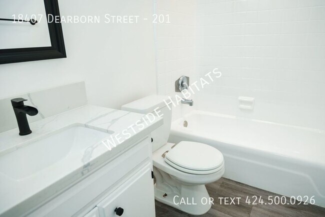 Building Photo - 18407 Dearborn - Gorgeous, fully renovated...