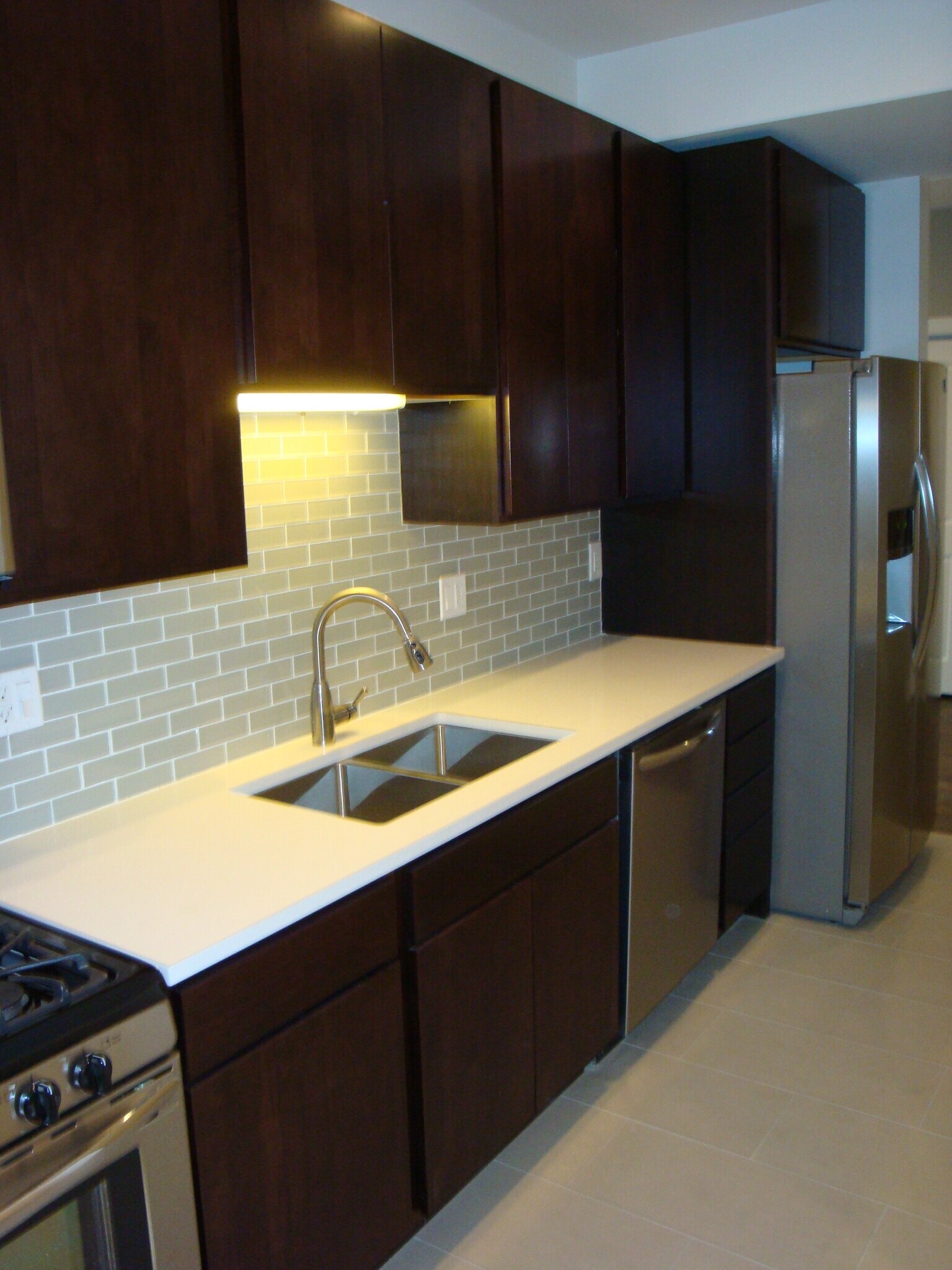 Kitchen - 2800 W Logan Blvd