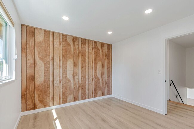Building Photo - Stunning Updated Home in Almaden Valley