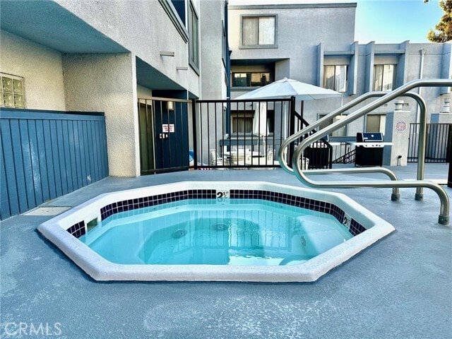 Building Photo - 1940 Highland Ave