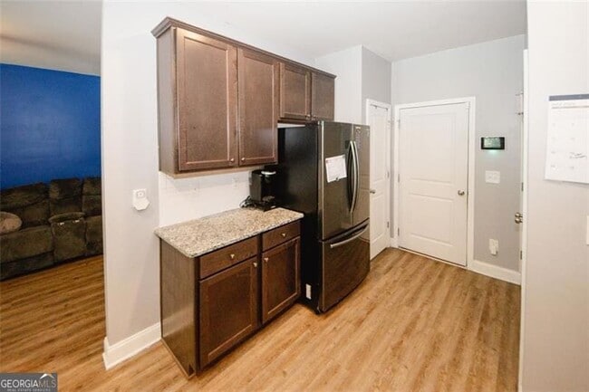 Building Photo - 10162 Benton Woods Dr