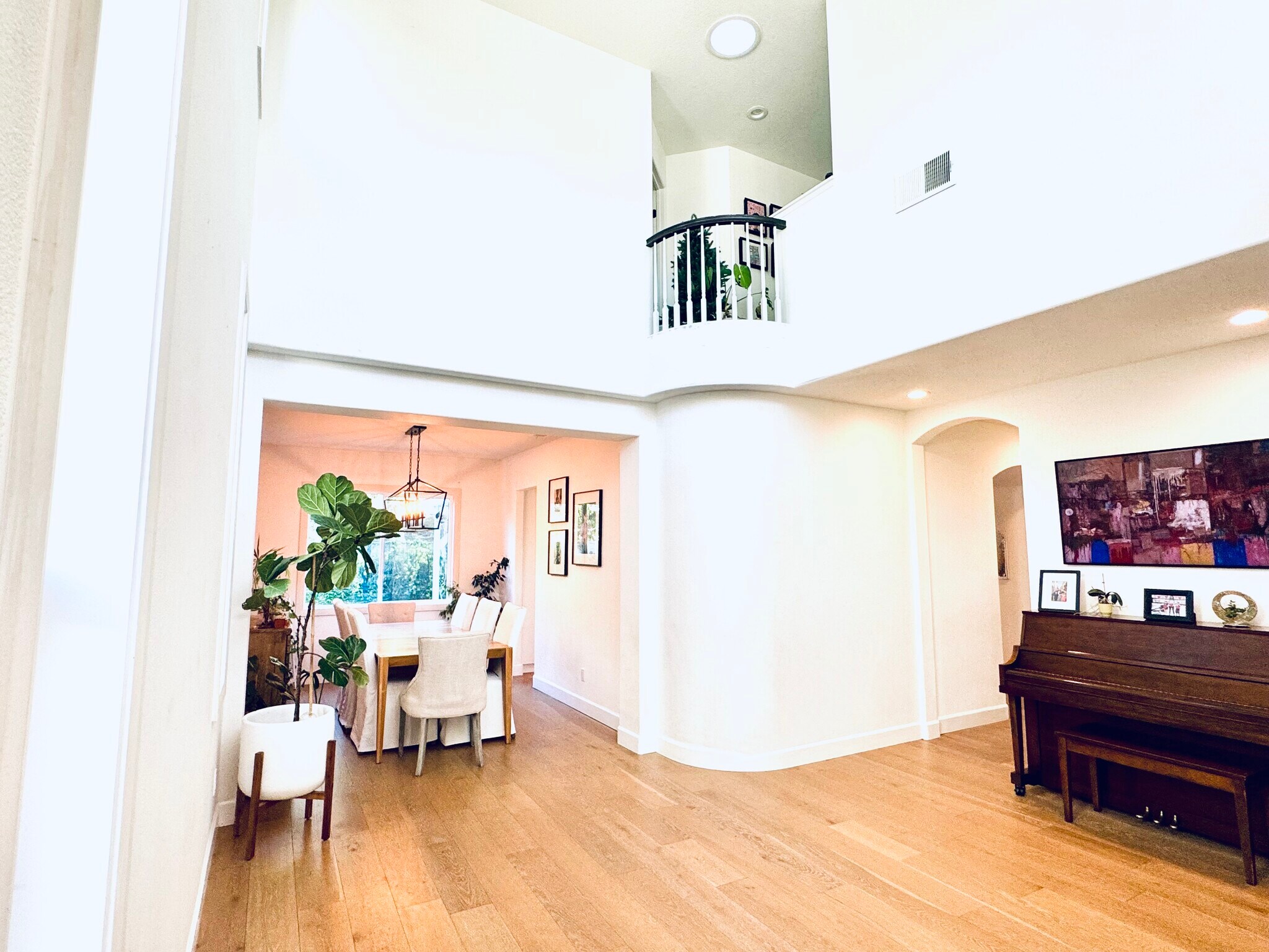 Building Photo - 4424 Camino de la Rosa