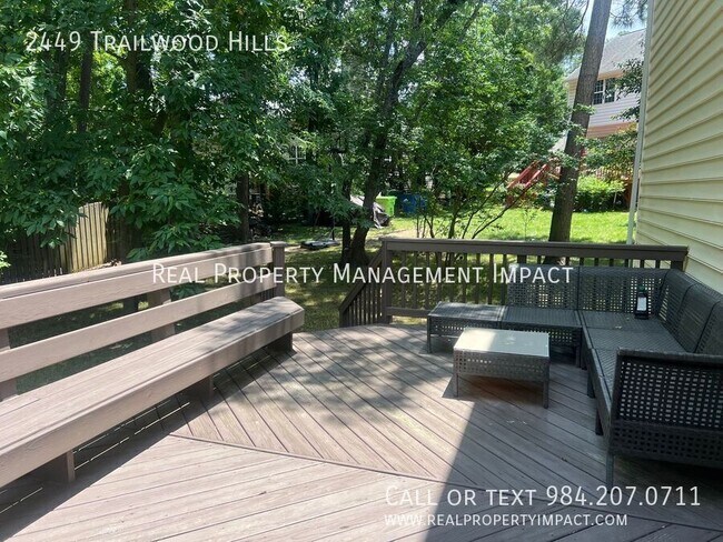 Building Photo - 2449 Trailwood Hills Dr