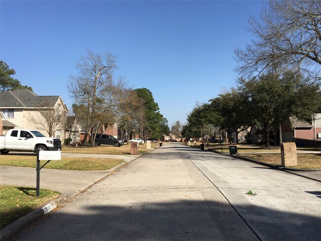 Building Photo - 7510 Danehill Dr