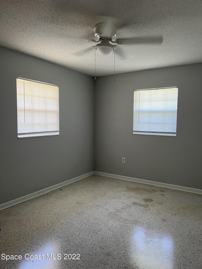 Building Photo - 2643 Cherrywood Ln