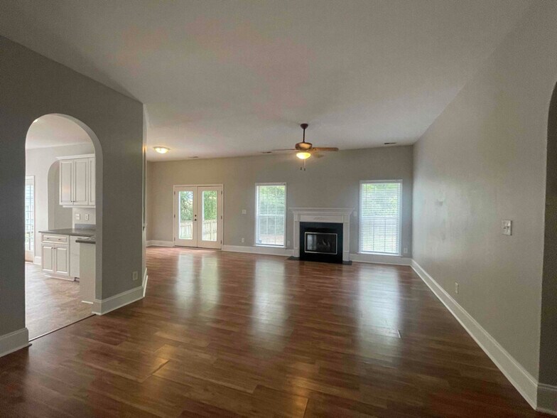 Building Photo - 1255 Secotan Pl