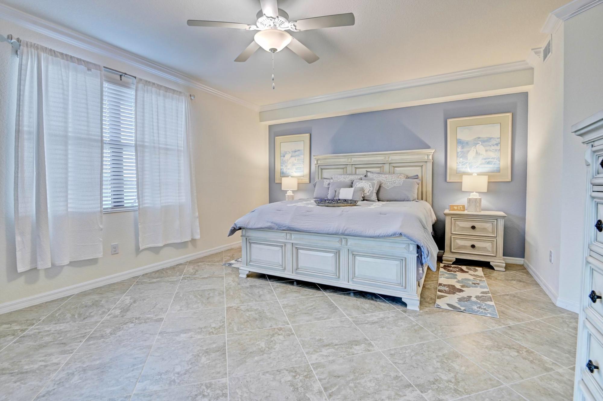 Building Photo - 5934 Wake Forest Run