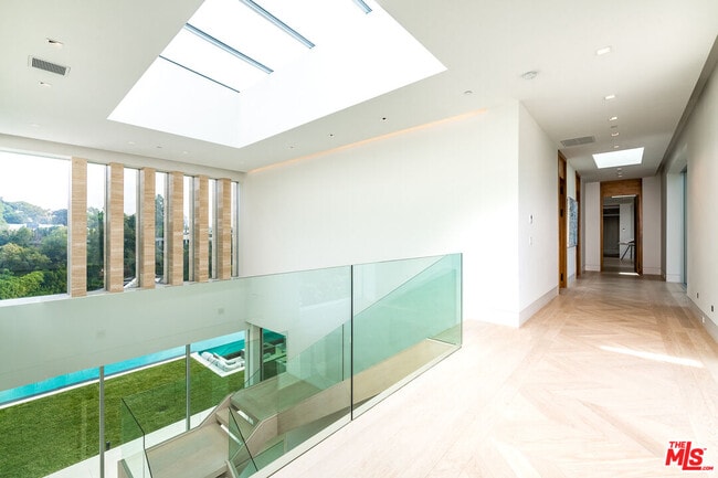 Building Photo - 642 Perugia Way