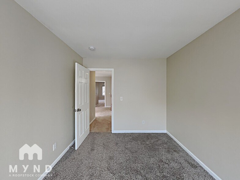 Building Photo - 2057 W Adriatic Pl