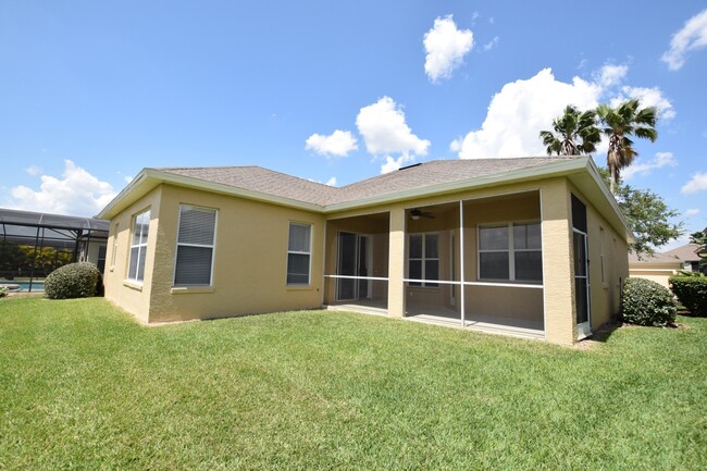 Building Photo - Stunning 4-Bed, 2-Bath Home for Rent in He...