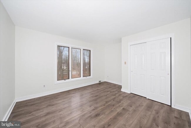 Building Photo - 119 Stoney Ridge Rd