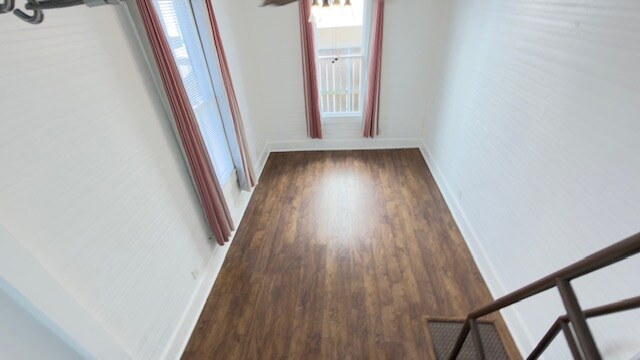 Building Photo - 900 Sabine St