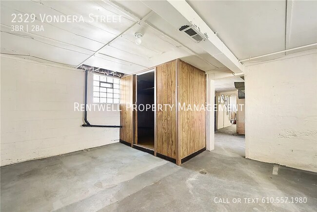 Building Photo - 2329 Vondera St