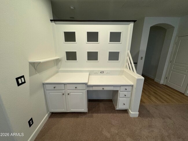 Building Photo - 1127 W Mesquite St