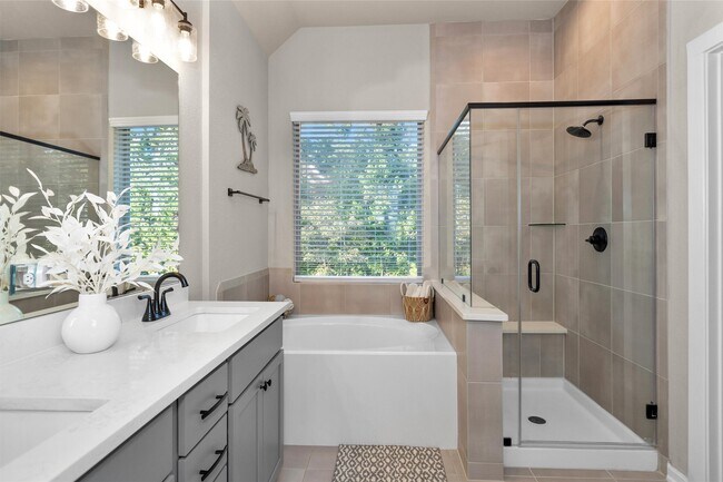 Building Photo - 579 Longleaf Pine Dr