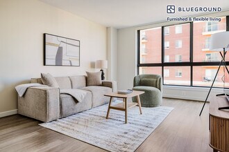 Building Photo - 3444 Fairfax Dr