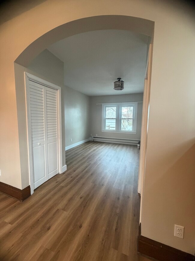 Building Photo - 1018 Wayne St