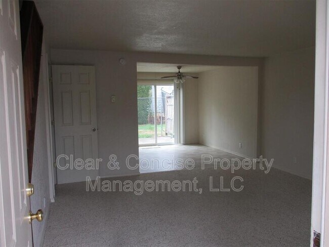 Building Photo - 25182 E Broadway Ave