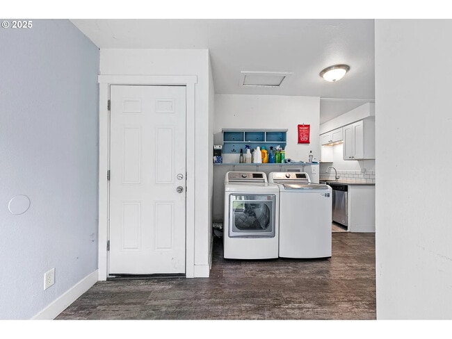 Building Photo - 1472 Wilson Ct