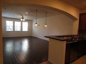 Building Photo - 8422 Sunset Loch Dr