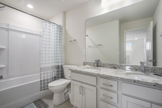 Building Photo - 5525 E Spaniel Dr