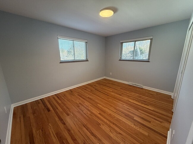 Building Photo - 1168 Cryer Ave