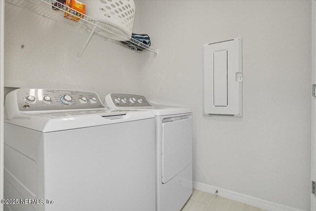 Building Photo - 483 Orchard Pass Ave