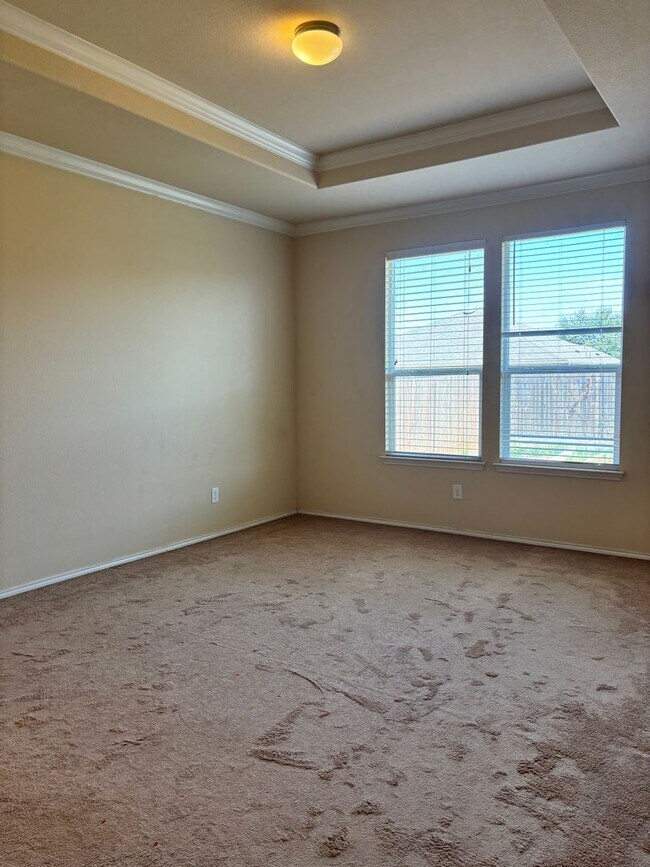Building Photo - 7509 Berrenda Dr