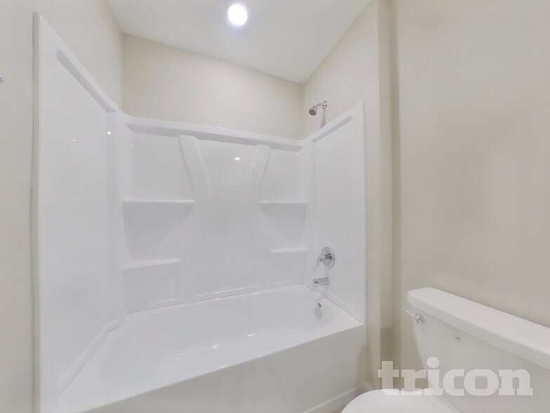 Building Photo - 2915 Grand Finale St