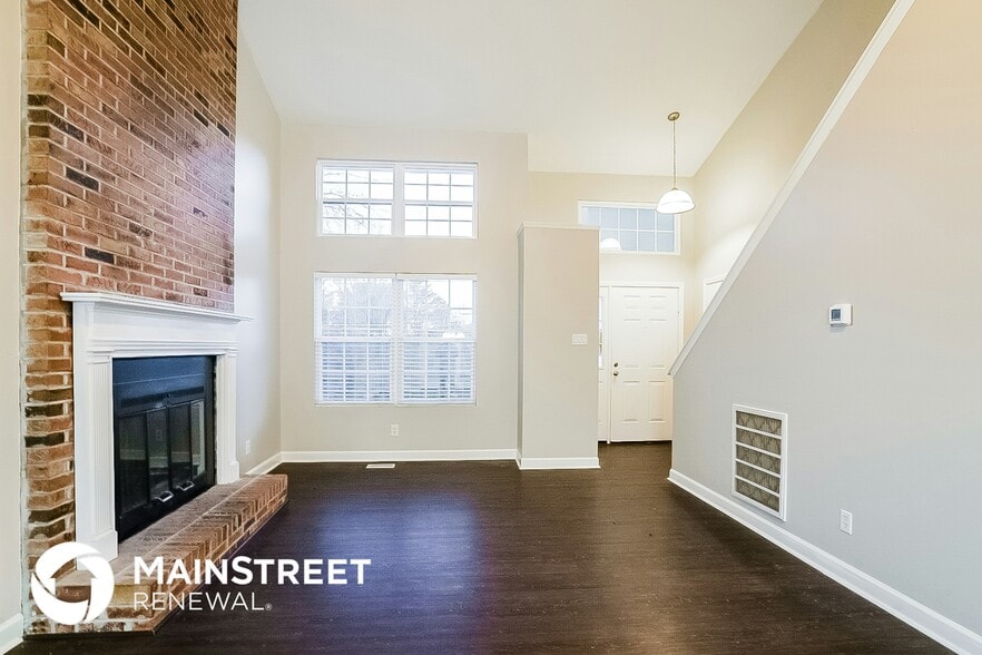 Building Photo - 1130 Durham Rd