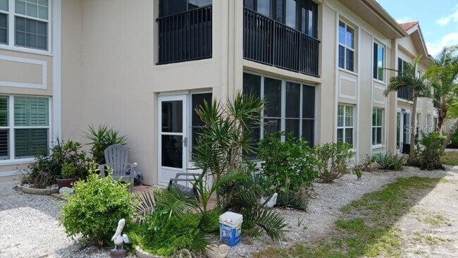 Building Photo - 10350 Imperial Point Dr W