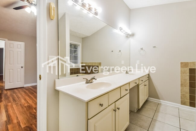 Building Photo - 4547 Aladdin Ct