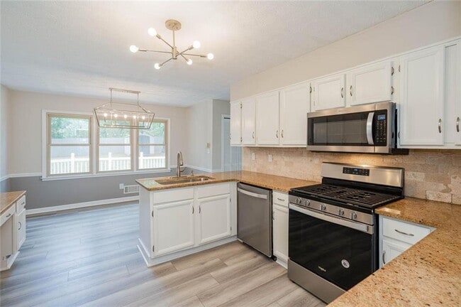 Building Photo - 3281 Mitsy Forest Way NE