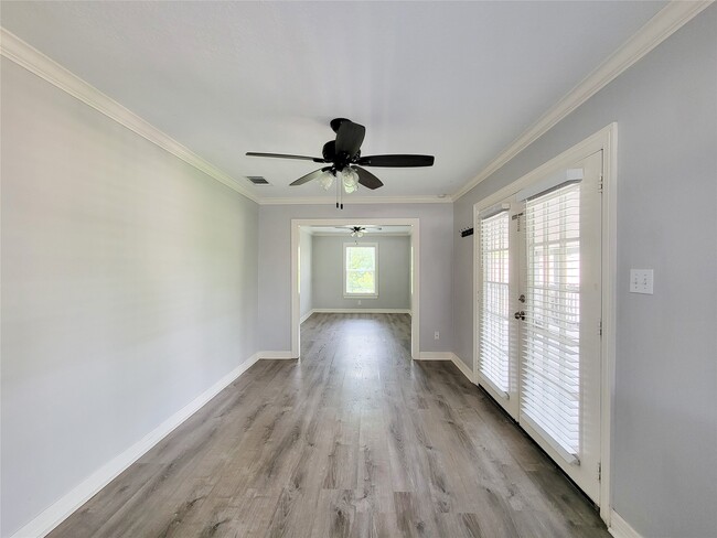 Building Photo - 2513 Kowis St