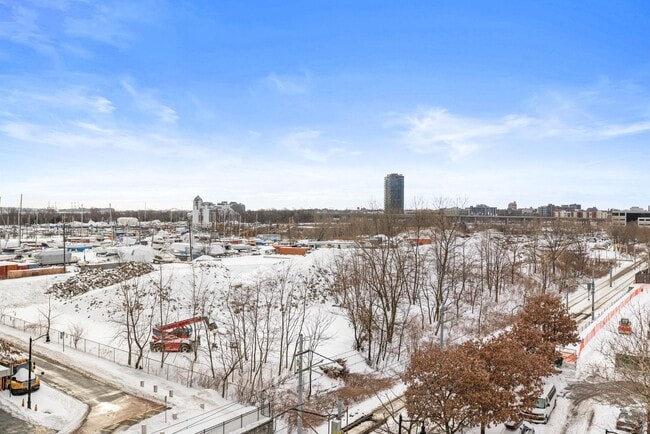 Building Photo - 201 Marin Blvd