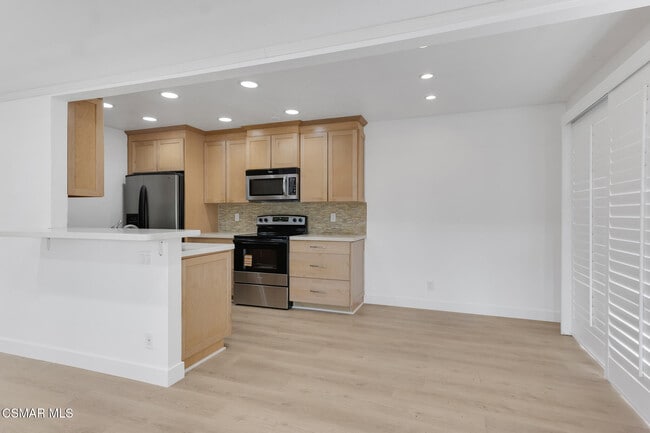 Building Photo - 1202 Landsburn Cir