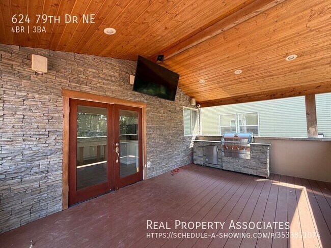 Building Photo - 624 79th Dr NE