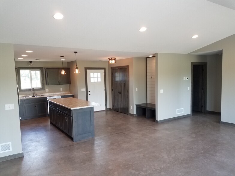 Building Photo - 13150 11th Ave SW