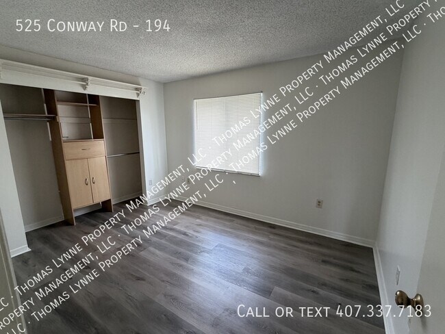 Building Photo - 525 Conway Rd