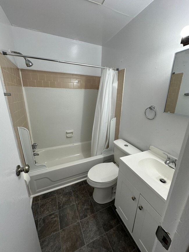 Building Photo - 2115 Binford Ln