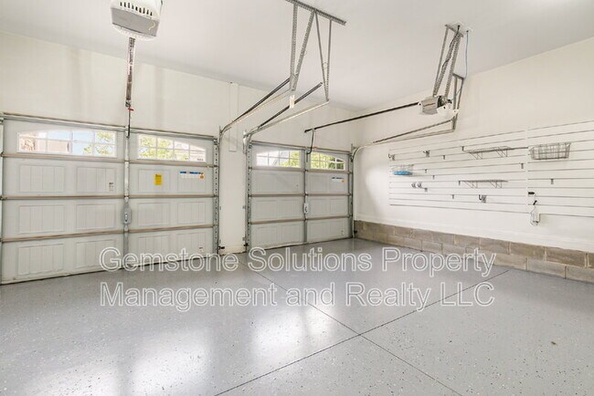 Building Photo - 76 Molly Bright Ln