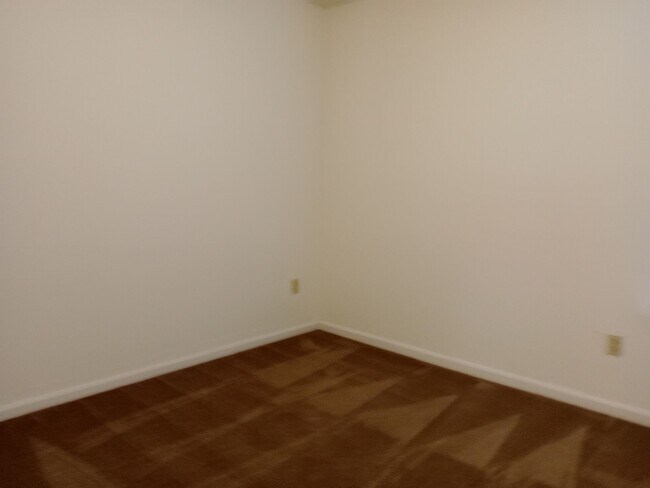 Building Photo - 4414-4416 Cheryl Ct.