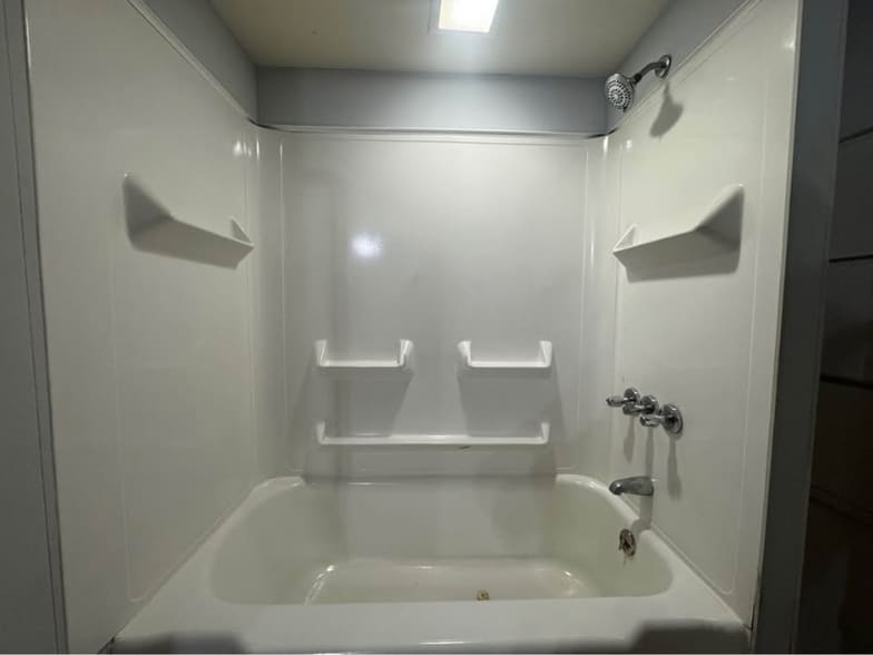 Building Photo - 26 7th St